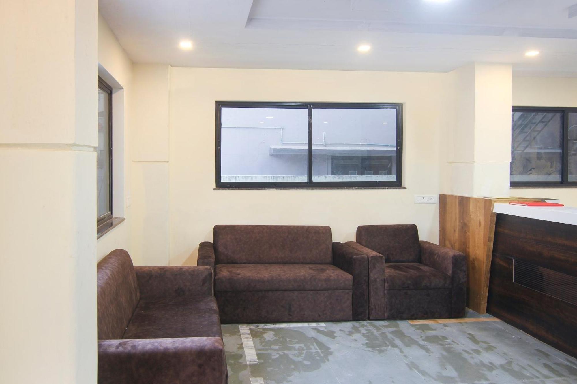 Hotel O Villa 31 Akot Экстерьер фото